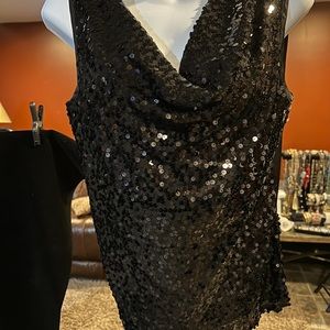 Tacera sequined cowl neck shell sz medium